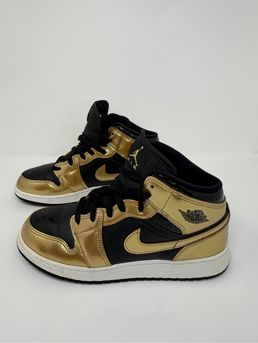 Jordan 1 Mid Gold Black Men’s 7.5